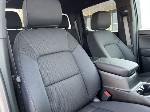 New 2026 GMC Canyon Elevation w/ Convenience Package image 15