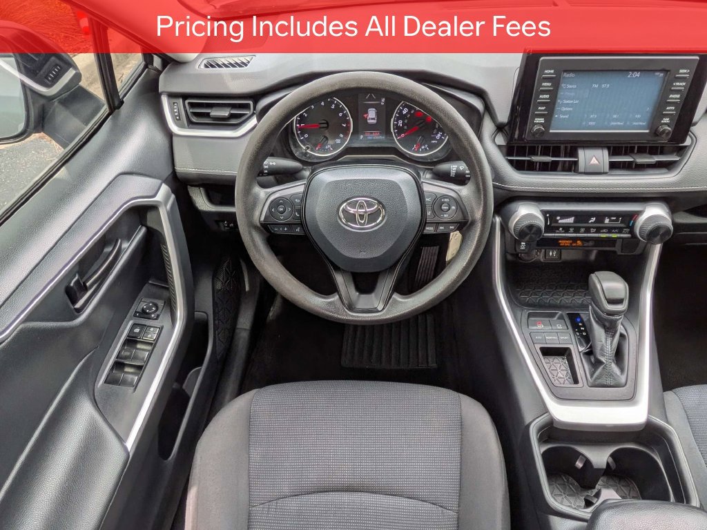 Used 2019 Toyota RAV4 LE FWD image 17