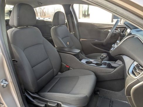 Used 2023 Chevrolet Malibu LT image 21