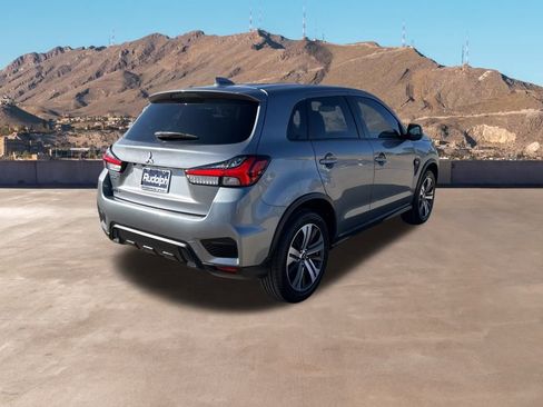 Used 2022 Mitsubishi Outlander Sport ES image 13
