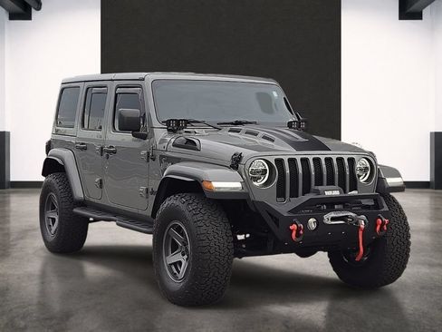 Used 2019 Jeep Wrangler Unlimited Sahara AWD/4WD image 6