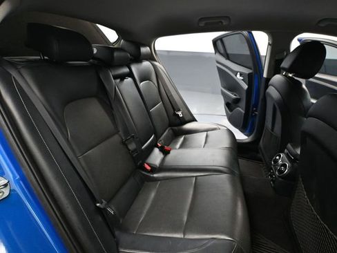 Used 2019 Kia Stinger GT-Line image 40