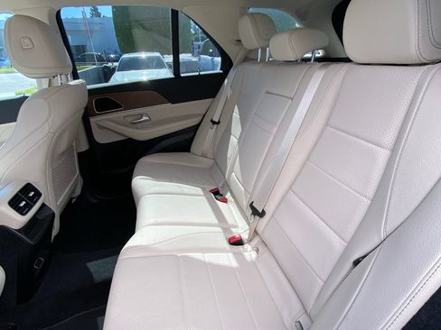 Certified 2025 Mercedes-Benz GLE 450e 4MATIC image 10