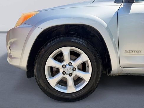 Used 2009 Toyota RAV4 Limited AWD/4WD image 9