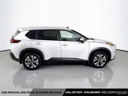 Certified 2023 Nissan Rogue SV w/ SV Premium Package image 4