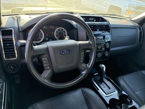 Used 2011 Ford Escape Limited w/ 302A Rapid Spec Order Code FWD image 6