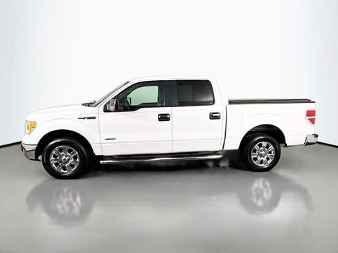 Used 2011 Ford F150 XLT w/ XLT Chrome Pkg image 8