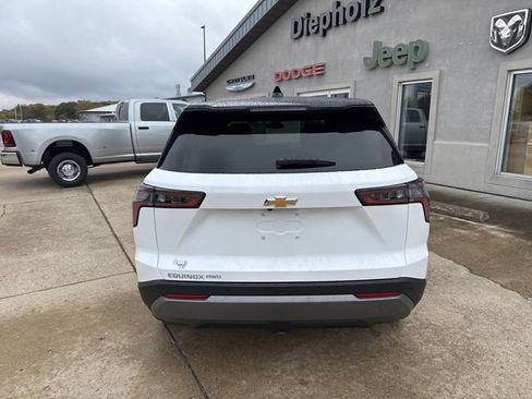 New 2026 Chevrolet Equinox LT w/ Convenience Package II image 6