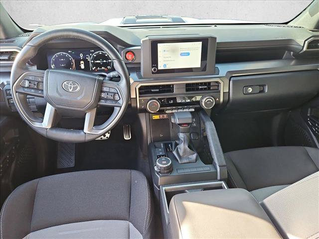 Used 2025 Toyota 4Runner TRD Sport AWD/4WD image 17