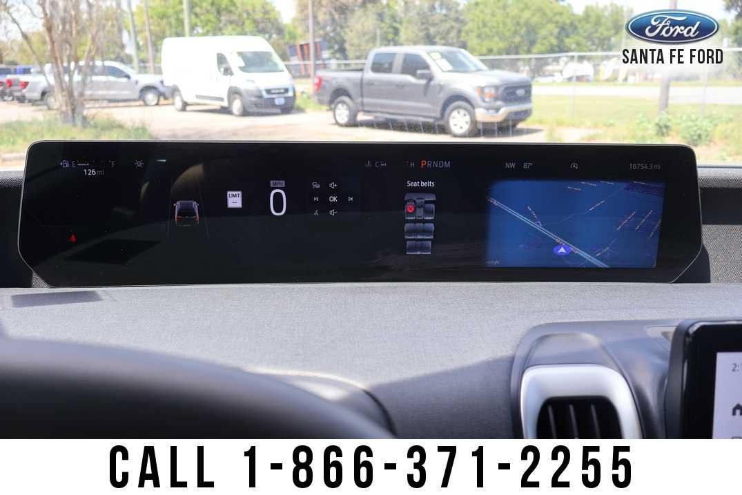 Used 2025 Ford Expedition Active RWD image 39