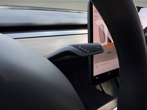 Used 2023 Tesla Model 3 Standard Range RWD image 14