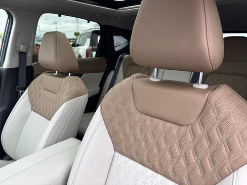 New 2026 Nissan Murano Platinum w/ Cargo Package AWD/4WD image 11