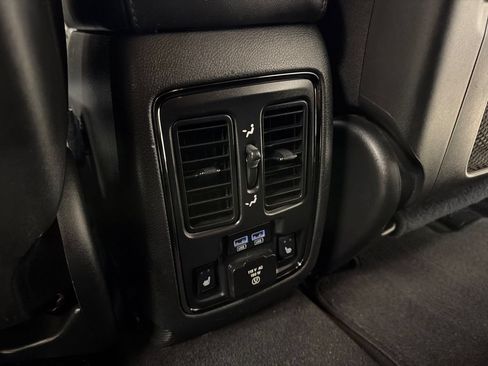 Used 2020 Dodge Durango R/T AWD/4WD image 32