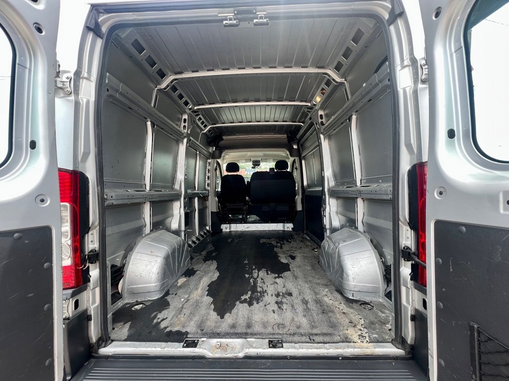 Used 2015 RAM ProMaster 1500 w/ Mopar Trailer Tow Group FWD image 18