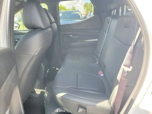 Certified 2026 Hyundai Santa Cruz SEL FWD image 8
