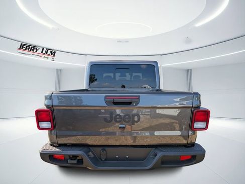 New 2026 Jeep Gladiator Sport image 4