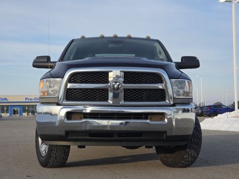 Used 2014 RAM 2500 Tradesman w/ Chrome Appearance Group image 9