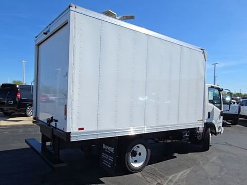 New 2025 Chevrolet Low Cab Forward image 8