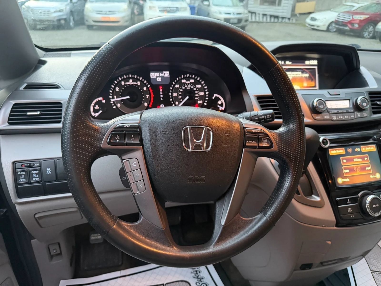 Used 2015 Honda Odyssey EX image 16