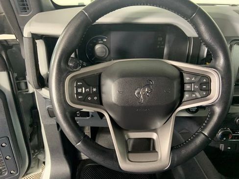 Used 2023 Ford Bronco Badlands w/ Sasquatch Package AWD/4WD image 29