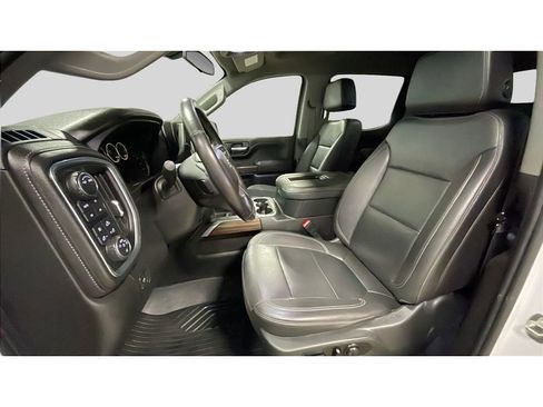 Used 2021 Chevrolet Silverado 1500 LT Trail Boss w/ Convenience Package II image 12