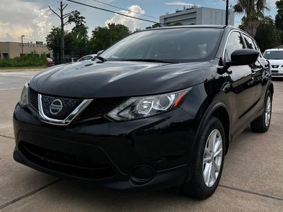 Used 2018 Nissan Rogue Sport S w/ S Appearance Package