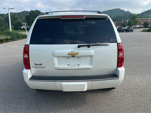 Used 2013 Chevrolet Tahoe LTZ AWD/4WD image 4