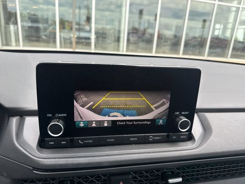 Used 2025 Honda Accord SE image 19