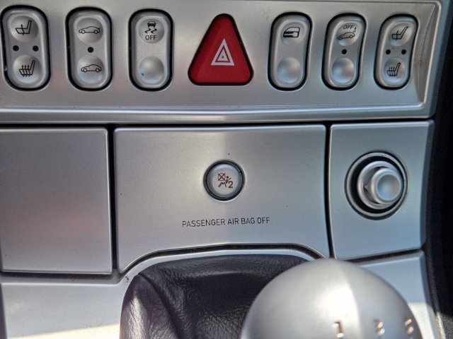 Used 2005 Chrysler Crossfire Limited RWD image 22