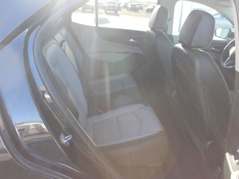 Used 2020 Chevrolet Equinox Premier image 18