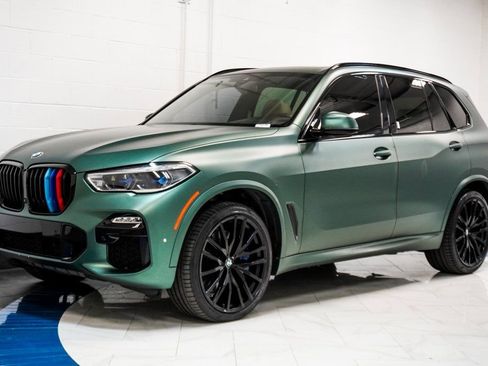 Used 2020 BMW X5 M50i w/ Premium Package image 4