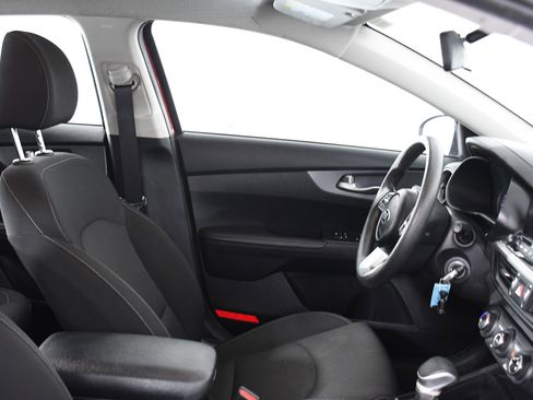 Used 2021 Kia Forte LXS image 25