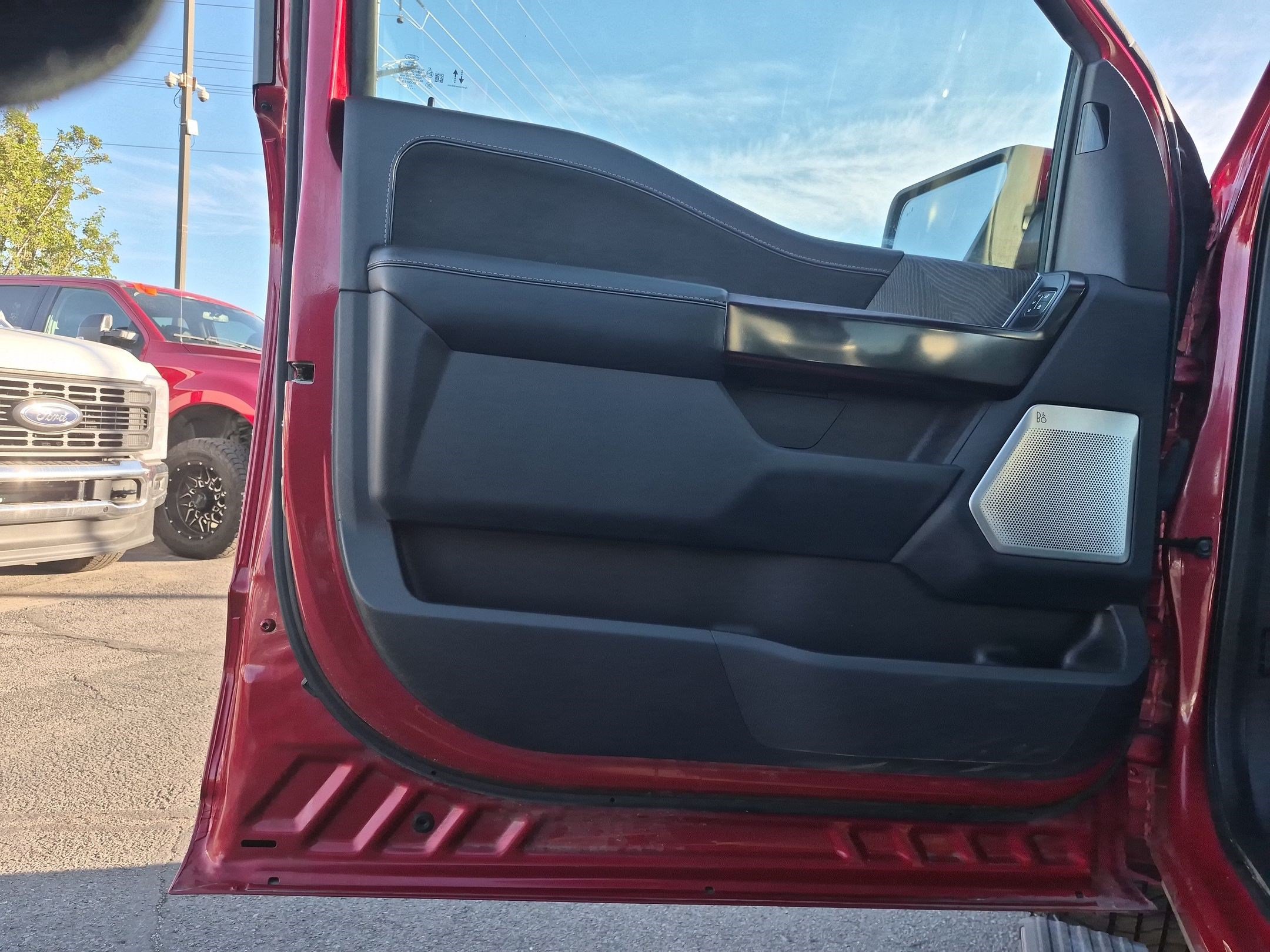 Used 2022 Ford F150 Platinum w/ Equipment Group 701A High AWD/4WD image 15