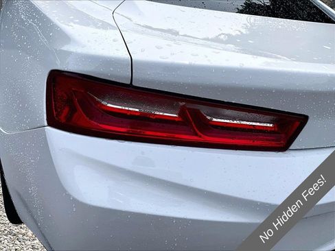 Used 2017 Chevrolet Camaro LT w/ Technology Package RWD image 25