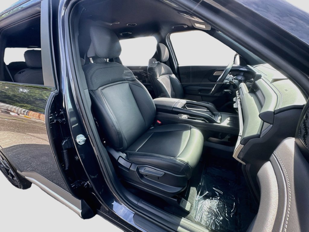 Used 2027 Kia Telluride LX FWD image 28