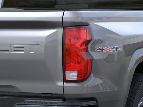 New 2026 Chevrolet Colorado W/T image 11