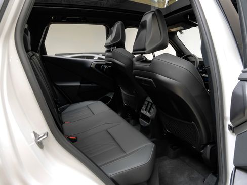 Used 2025 BMW X3 xDrive30i image 39