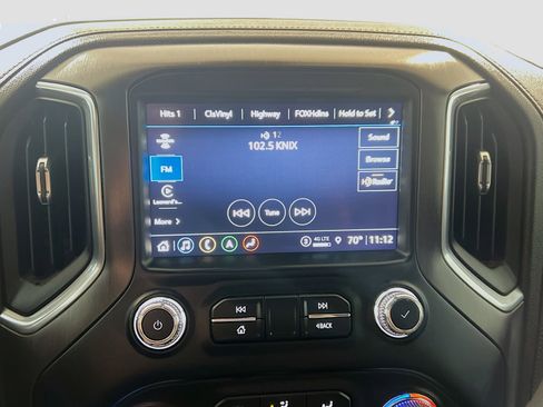 Used 2021 GMC Sierra 1500 AT4 w/ Technology Package AWD/4WD image 11