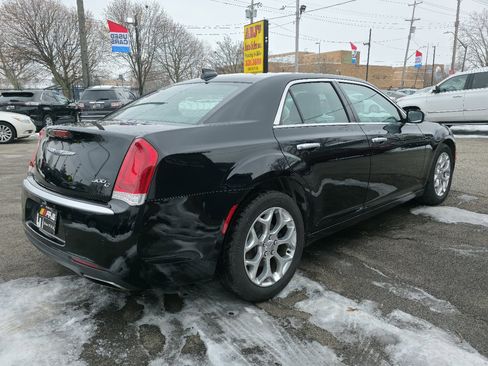 Used 2016 Chrysler 300 C Platinum w/ Safetytec Plus Group image 6
