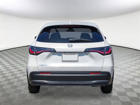 New 2026 Honda HR-V LX image 3