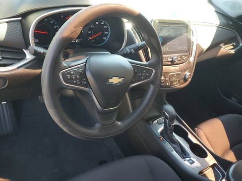 Used 2023 Chevrolet Malibu LS FWD image 12