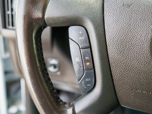 Used 2021 Chevrolet Express 3500 w/ Power Convenience Package image 26