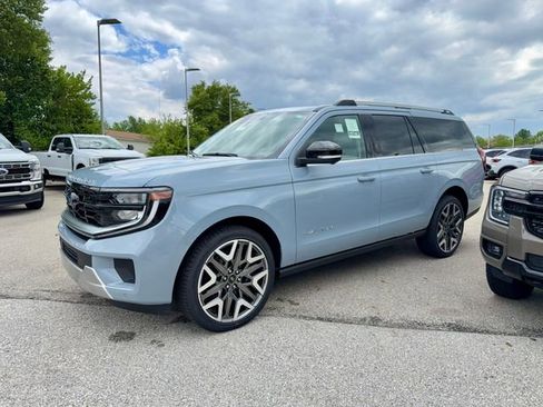 New 2026 Ford Expedition Max Platinum AWD/4WD image 4