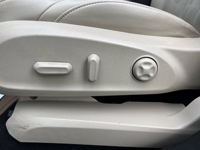 Used 2020 Buick Envision Preferred AWD/4WD image 14