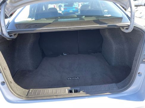 Used 2025 Nissan Versa SV image 30