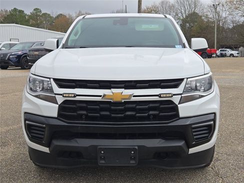 Used 2022 Chevrolet Colorado LT w/ Fleet Safety Package AWD/4WD image 4