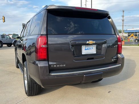 Used 2018 Chevrolet Tahoe Premier AWD/4WD image 15