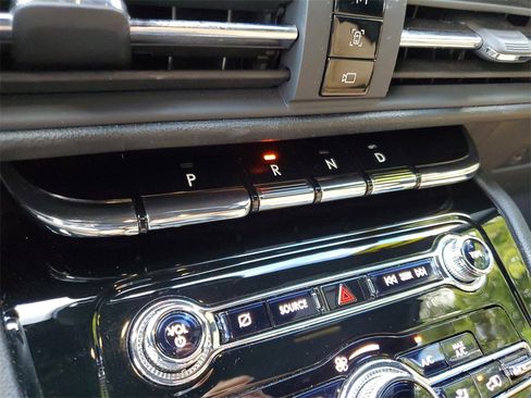 Used 2022 Lincoln Corsair Grand Touring w/ Elements Technology Bundle image 29