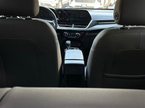 Certified 2025 Chevrolet Trax ACTIV w/ Driver Confidence Package image 9