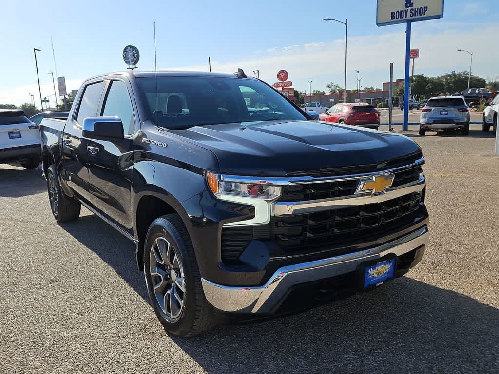 Used 2023 Chevrolet Silverado 1500 LT AWD/4WD image 2